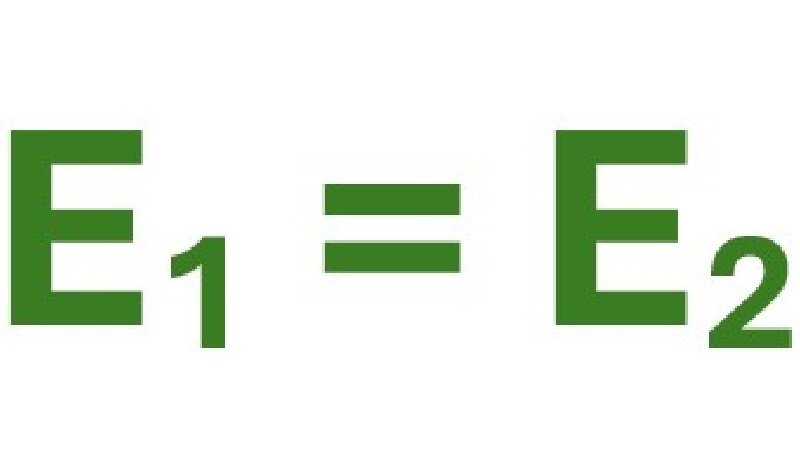 An equation depicting equal end ("E") dimensions for Standard Length Rail.